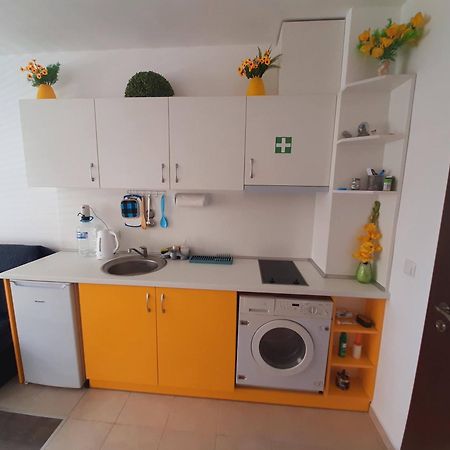 Apartment-Studio Daisy In Kiwi Gardens Complex Byala  Luaran gambar